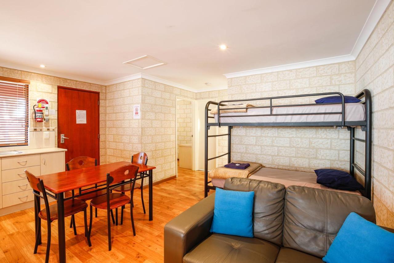 Kalbarri Tudor Holiday Park Extérieur photo